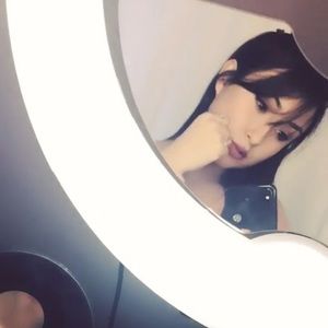 Meet your Posher, Daniela